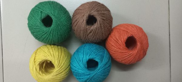 Color jute twines